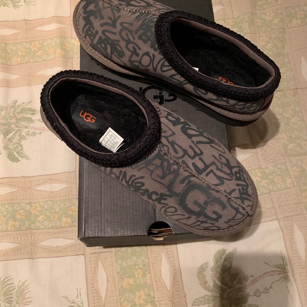 Men's Ugg's Tasman Shoes